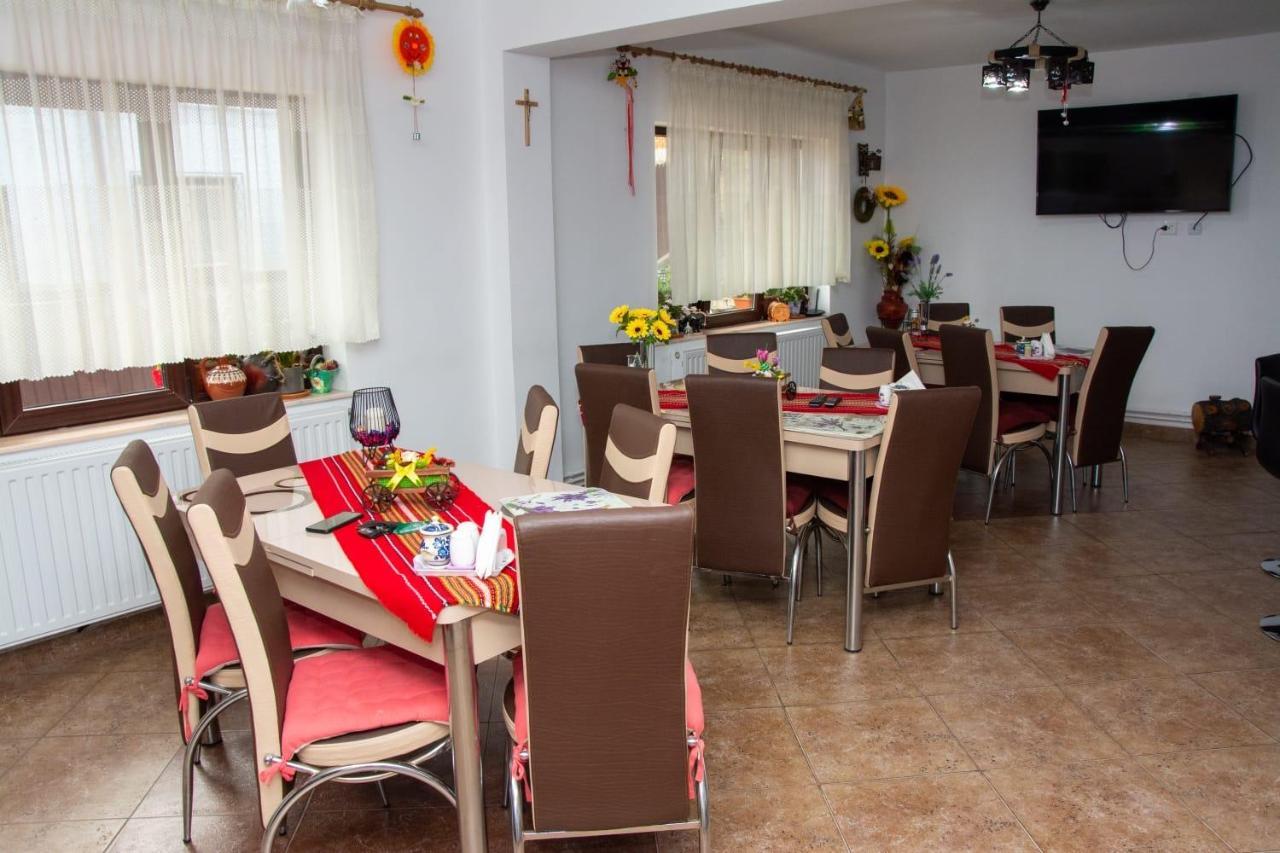 Casa Albert 锡纳亚 外观 照片